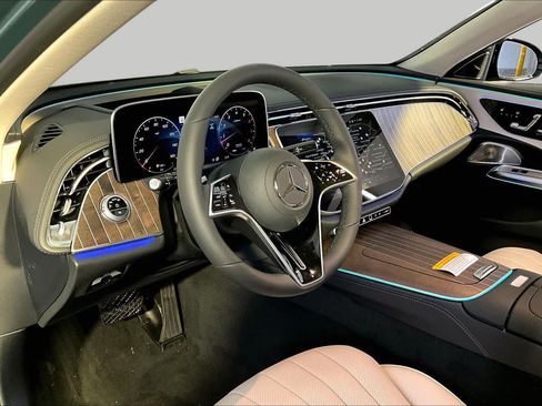 New 2027 Mercedes-Benz E 450 4MATIC Sedan image 9