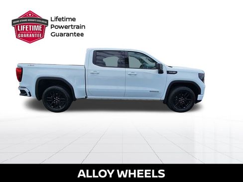 Used 2025 GMC Sierra 1500 Elevation AWD/4WD image 7