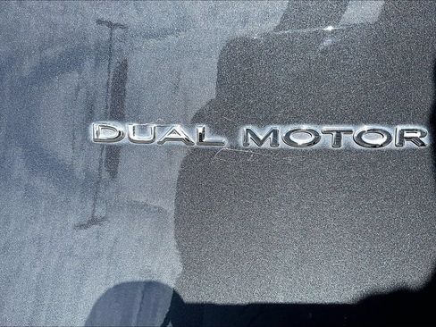 Used 2021 Tesla Model Y Long Range AWD/4WD image 8