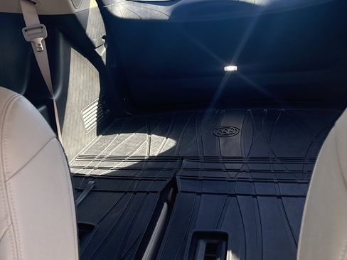 Used 2020 Buick Enclave Essence w/ Sound and Sites Package image 14