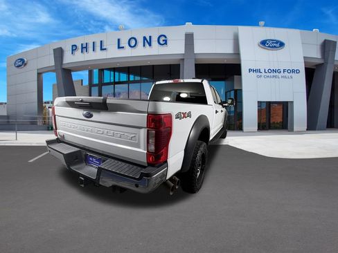 Certified 2022 Ford F250 XLT AWD/4WD image 5