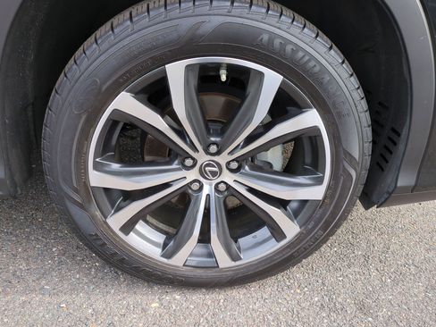 Used 2022 Lexus RX 450h AWD w/ Premium Package image 10