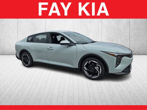 New 2025 Kia K4 EX image 1