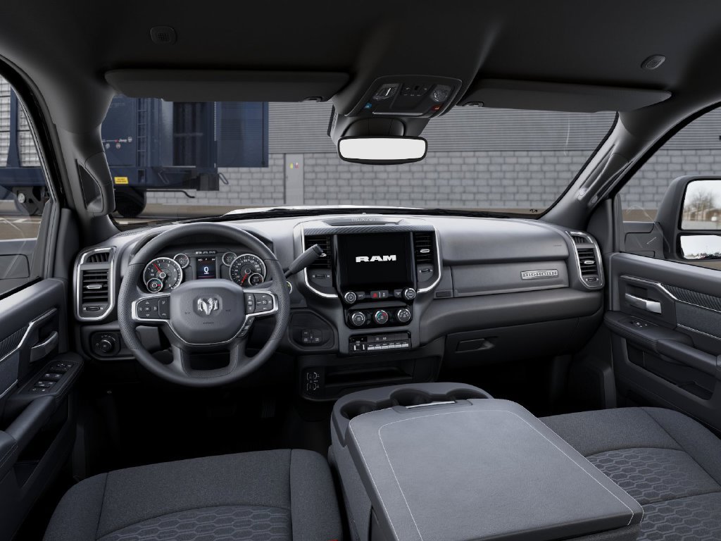New 2025 RAM 3500 Big Horn AWD/4WD image 15