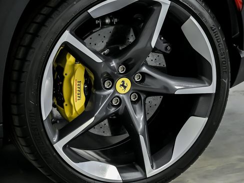 Used 2025 Ferrari Purosangue image 19