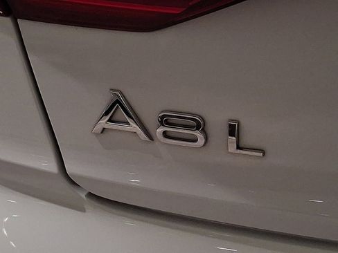 Used 2022 Audi A8 L 3.0T w/ Executive Package image 30