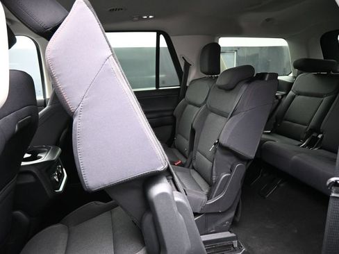 Used 2025 Ford Expedition Active AWD/4WD image 27