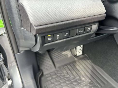New 2026 Toyota Camry SE w/ Convenience Package FWD image 17