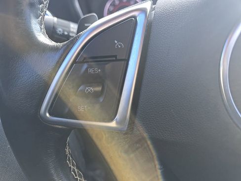 Used 2018 Chevrolet Camaro LT image 12