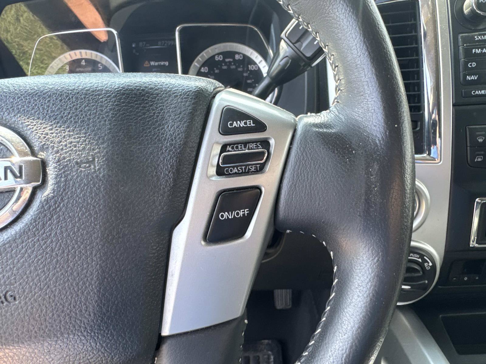 Used 2017 Nissan Titan PRO-4X AWD/4WD image 22