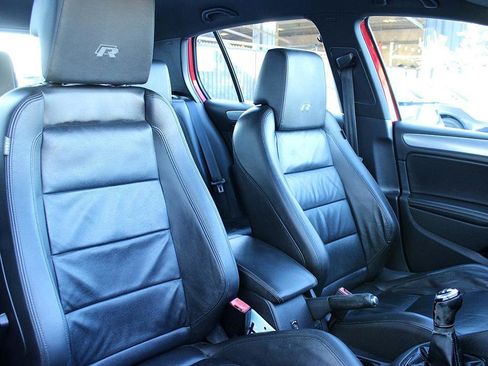 Used 2013 Volkswagen Golf R w/Sunroof & Navi image 22