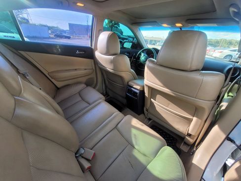 Used 2011 Nissan Maxima 3.5 SV w/ Premium Pkg FWD image 6