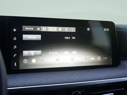 Used 2025 Nissan Kicks SV image 40