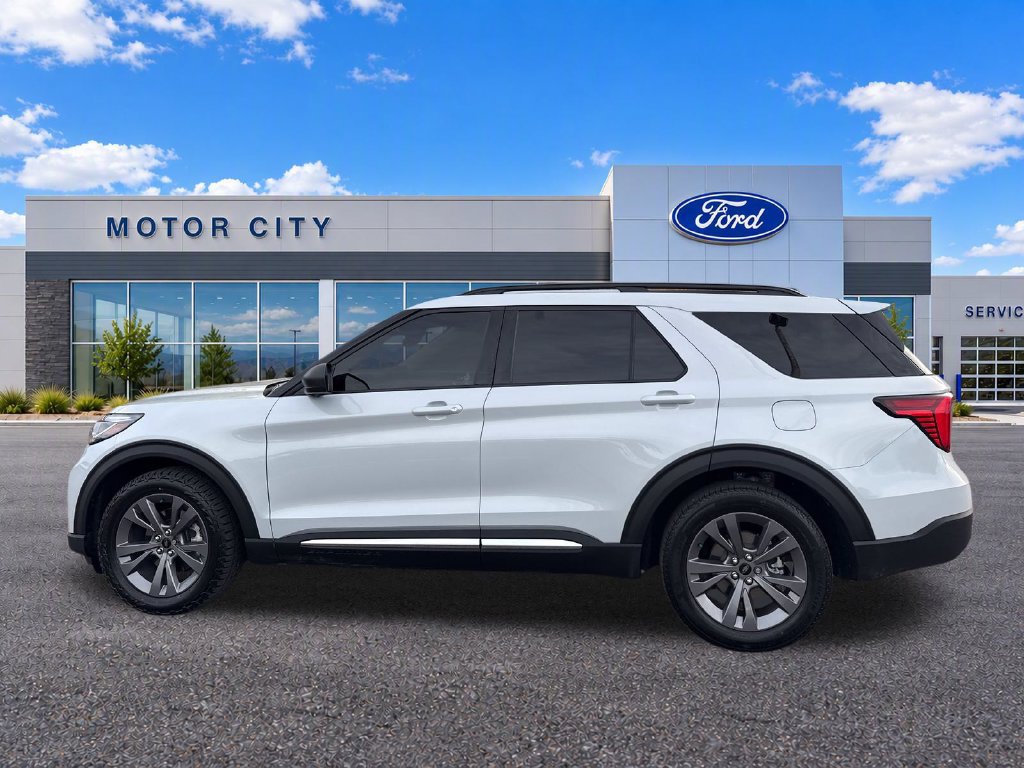 Used 2025 Ford Explorer Active w/ Active Comfort Package AWD/4WD image 5