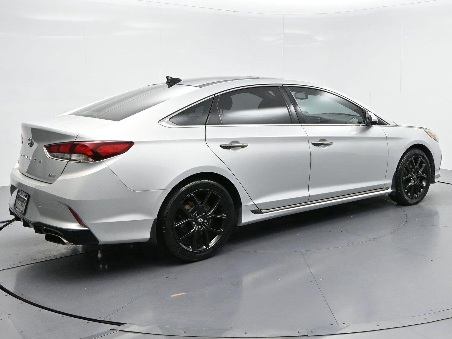 Used 2019 Hyundai Sonata Limited FWD image 7