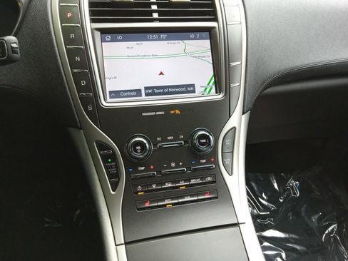 Used 2020 Lincoln Nautilus Premier w/ Equipment Group 101A AWD/4WD image 14