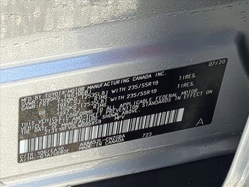 Used 2020 Toyota RAV4 Limited image 26