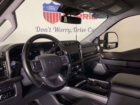 Certified 2023 Ford F450 Lariat image 13