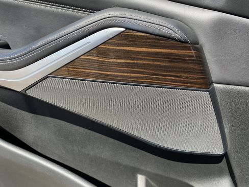 Used 2019 BMW X5 xDrive50i w/ Executive Package image 30