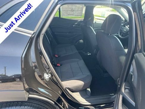 New 2026 Chevrolet Trax LS w/ LS Convenience Package FWD image 29