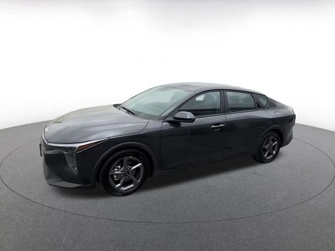 Used 2025 Kia K4 LXS image 10