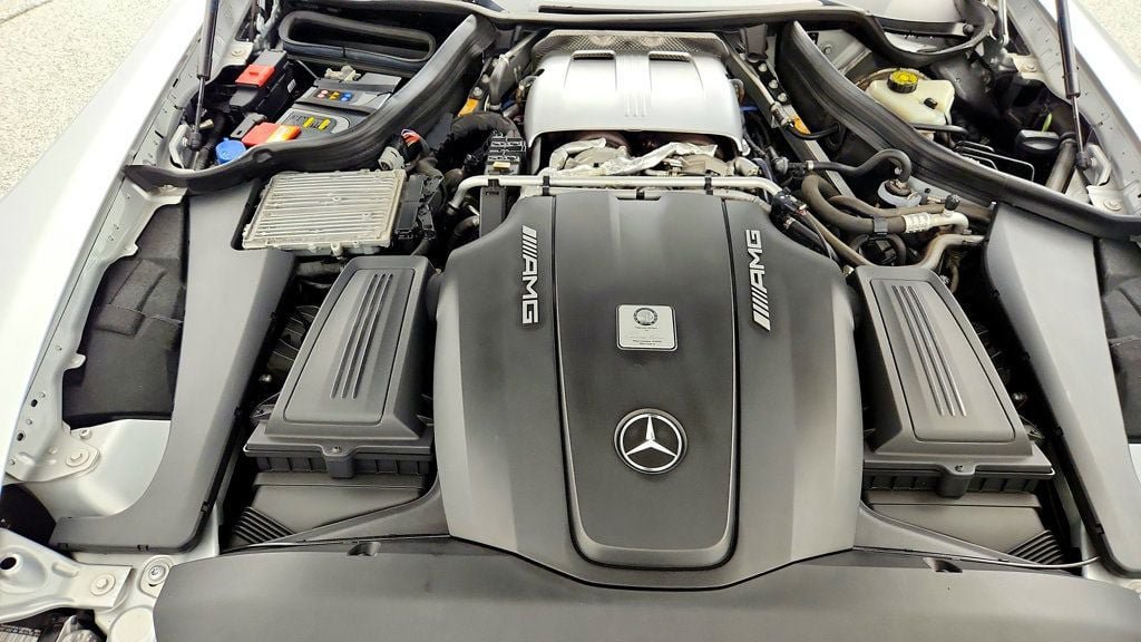 Used 2016 Mercedes-Benz AMG GT S image 31