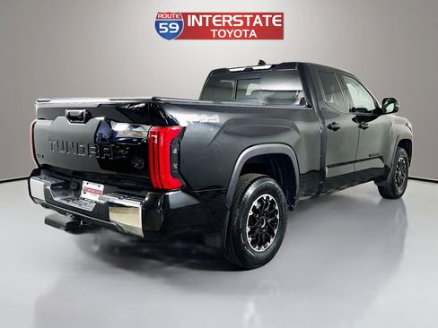 Used 2022 Toyota Tundra SR5 w/ TRD Off-Road Package AWD/4WD image 7