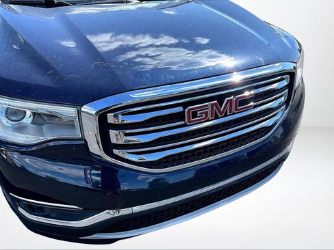 Used 2017 GMC Acadia SLT FWD image 30