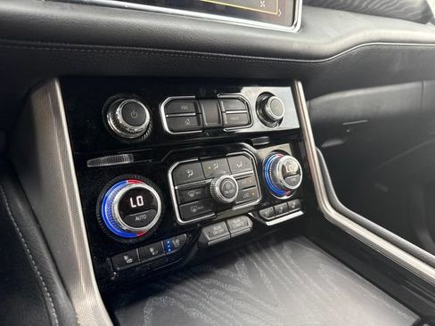 Used 2022 GMC Yukon XL Denali w/ Max Trailering Package AWD/4WD image 16