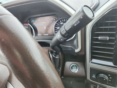 Used 2022 Ford F350 King Ranch w/ King Ranch Ultimate Package image 16