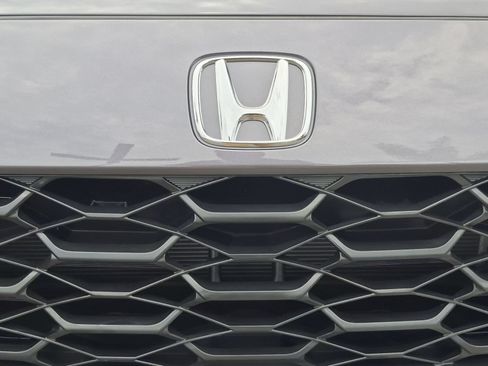 Used 2026 Honda HR-V LX image 9