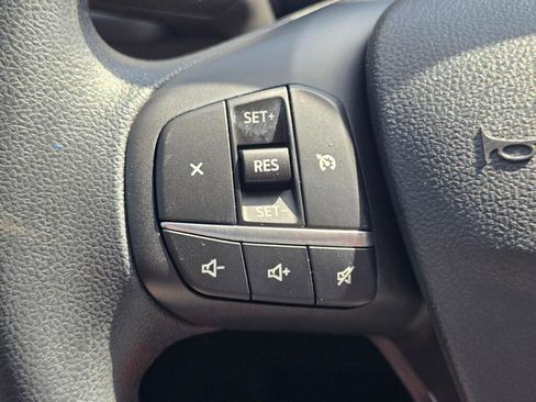 Used 2022 Ford Escape S image 25