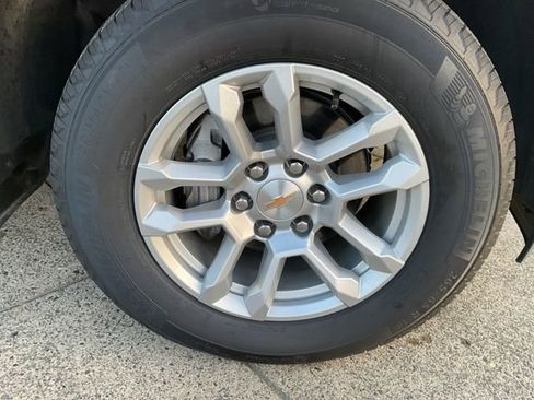 New 2025 Chevrolet Silverado 1500 LT image 15