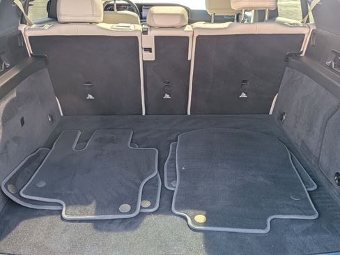 Certified 2025 Mercedes-Benz GLE 450e 4MATIC image 33