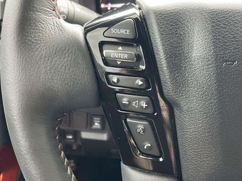 Used 2025 Nissan Frontier PRO-4X w/ Pro Convenience Package AWD/4WD image 16