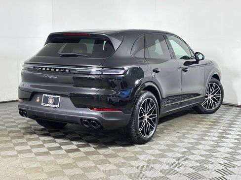 Certified 2026 Porsche Cayenne image 7