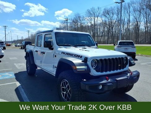 Used 2025 Jeep Gladiator Rubicon w/ Convenience Group image 4