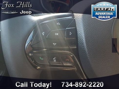 Certified 2023 Jeep Cherokee Altitude Lux image 17