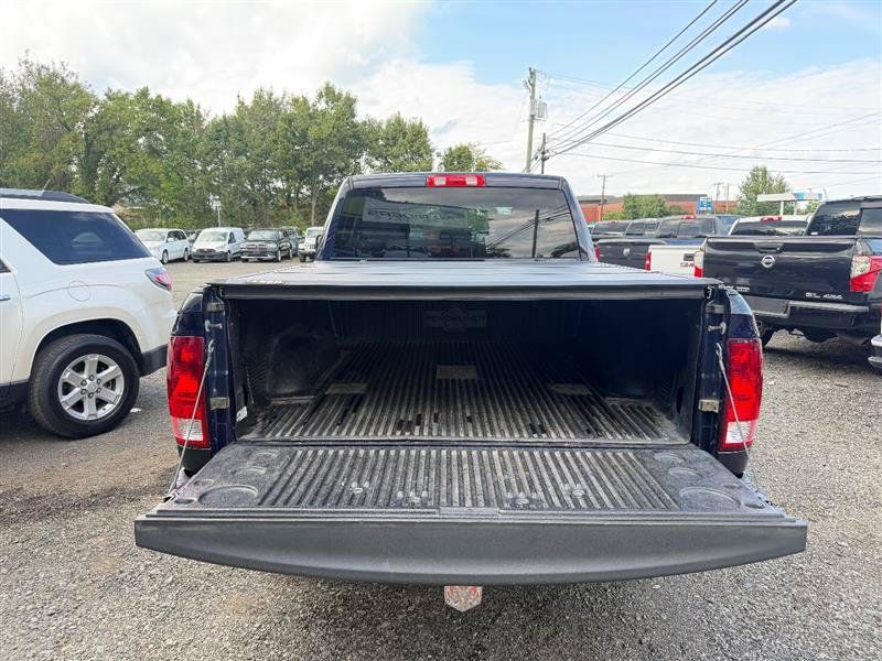 Used 2018 RAM 1500 Express AWD/4WD image 6