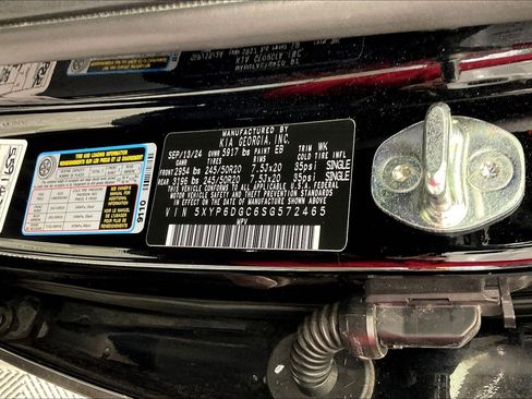 Used 2025 Kia Telluride S AWD/4WD image 19