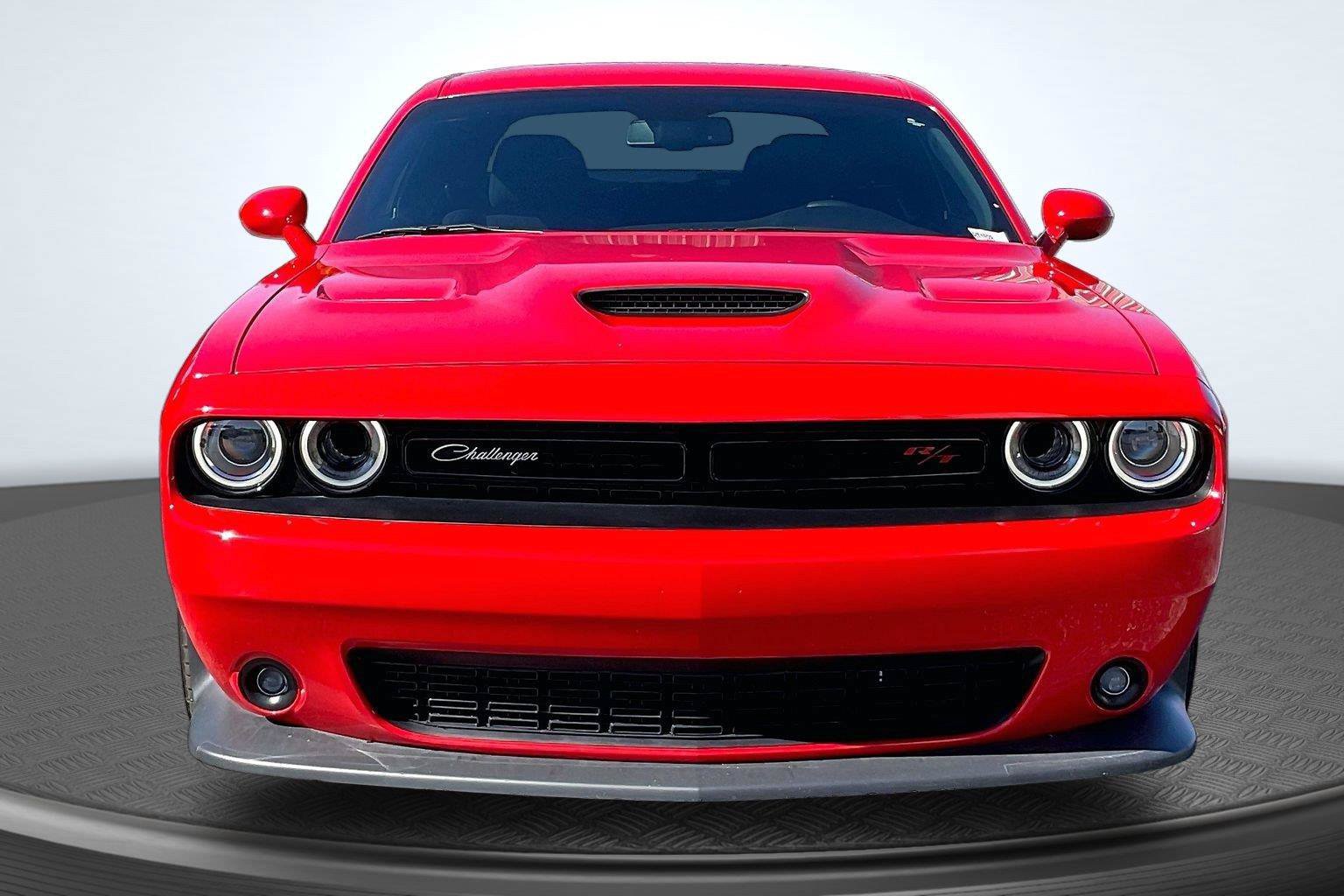 Used 2022 Dodge Challenger R/T Scat Pack w/ Driver Convenience Group RWD image 6