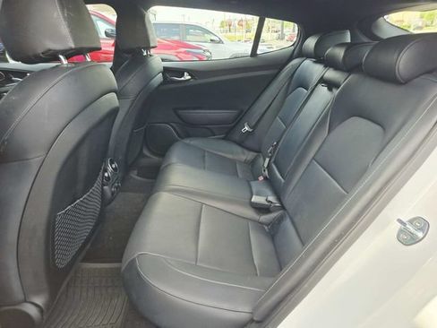 Used 2022 Kia Stinger GT-Line AWD/4WD image 9