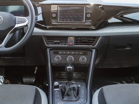 Used 2022 Volkswagen Taos S image 13