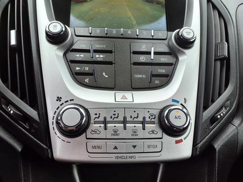 Used 2017 Chevrolet Equinox LT w/ LPO, Protection Package image 19