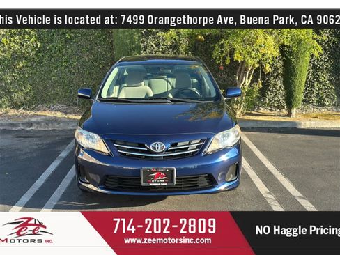 Used 2013 Toyota Corolla LE FWD image 3