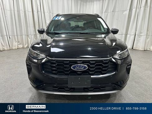 Used 2024 Ford Escape ST-Line AWD/4WD image 3