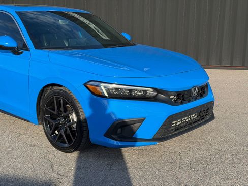 Used 2024 Honda Civic Sport Touring image 3