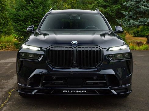 Used 2026 BMW ALPINA XB7 AWD/4WD image 2