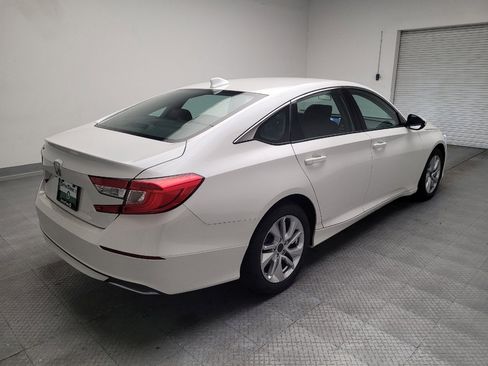 Used 2019 Honda Accord LX image 9