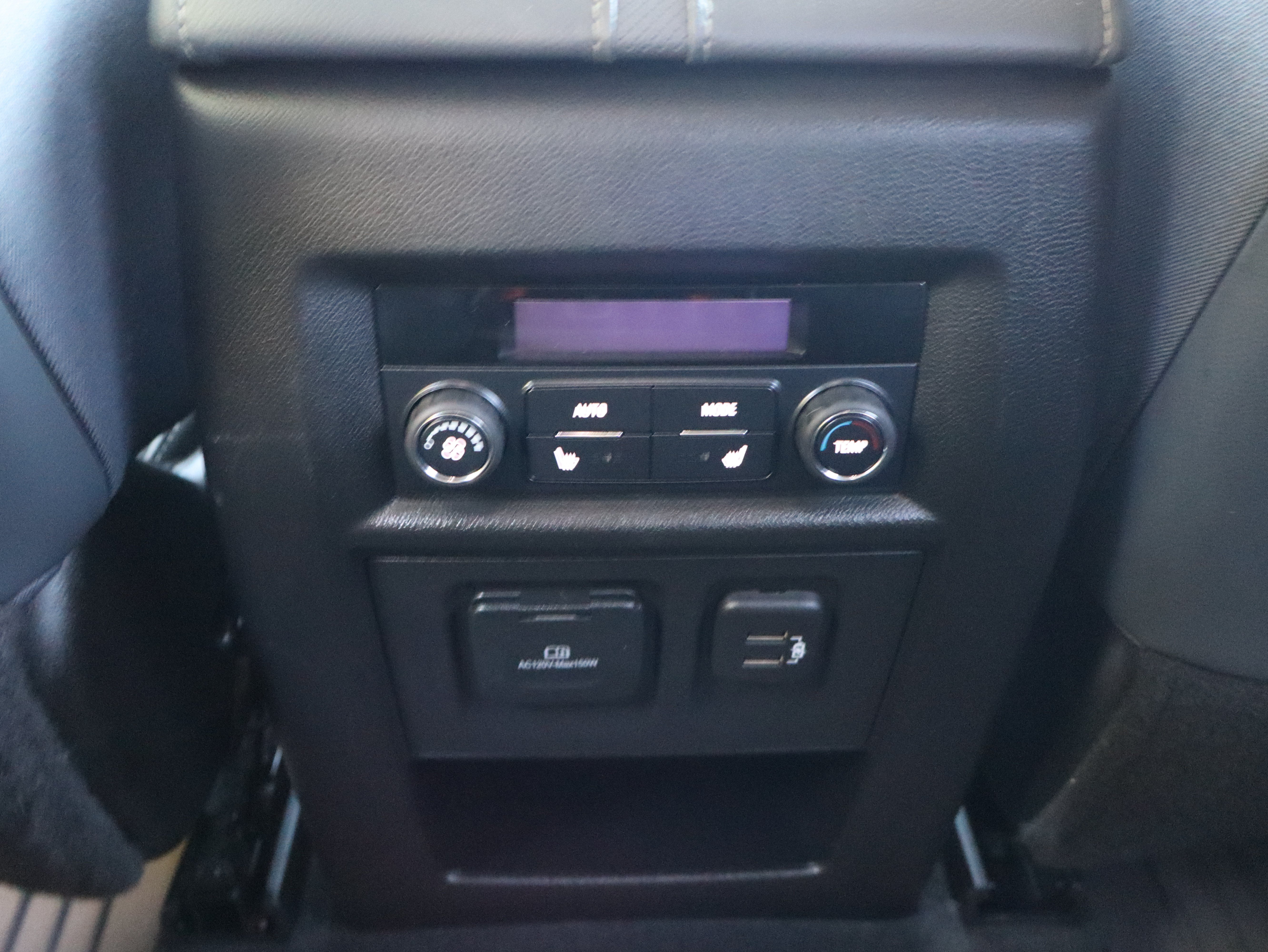 Used 2021 Chevrolet Traverse Premier FWD image 24